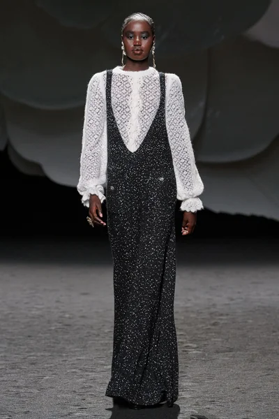Look 53